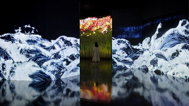 teamLab, Black Waves: Immersive Mass, 2020, Digital Installation, Continuous Loop, Sound: Hideaki Takahashi ©teamLab