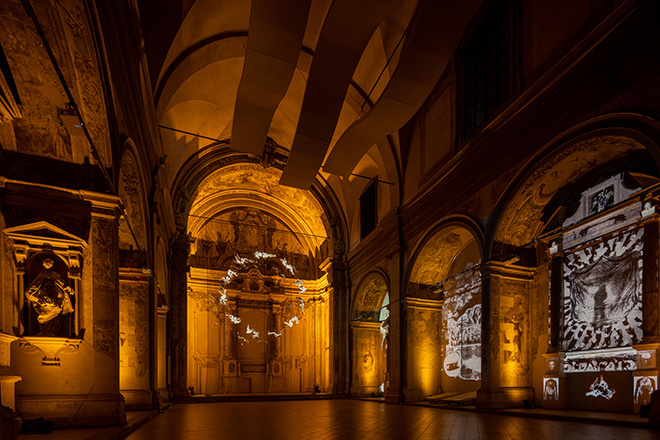 Gonzalo Borondo - Settimo Giorno, installation view, MAGMA gallery, Bologna