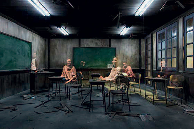 LEANDRO ELRICH - CLASSROOM (2017), Wood, window, desk, chair, door, glass, light