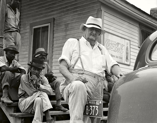 Dorothea Lange - Sorvegliante di piantagione. Delta del Mississippi, vicino a Clarksdale, Mississippi. 1936. The New York Public Library | Library of Congress Prints and Photographs Division Washington.