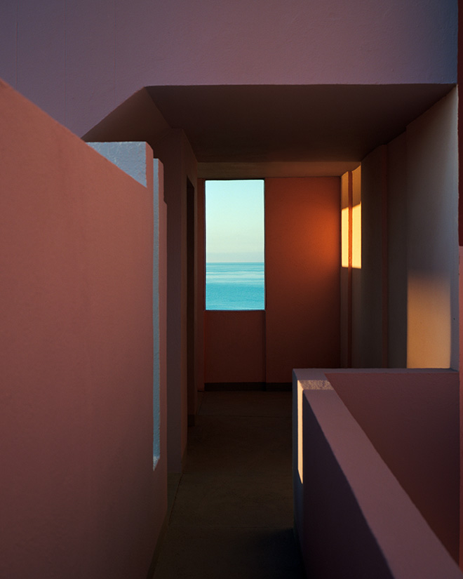 Fabien Dendievel - La Muralla Roja, 1st Place Winner, AAP Magazine #34: Shapes