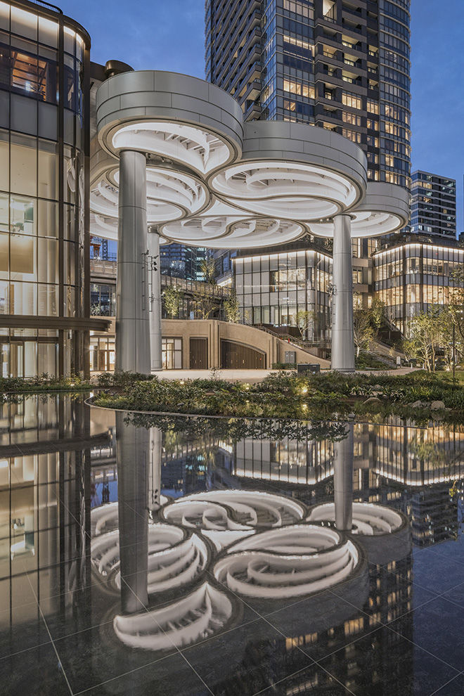 Heatherwick Studio - Azabudai Hills, Cloud Canopy, Tokyo. Photo credit: Raquel Diniz