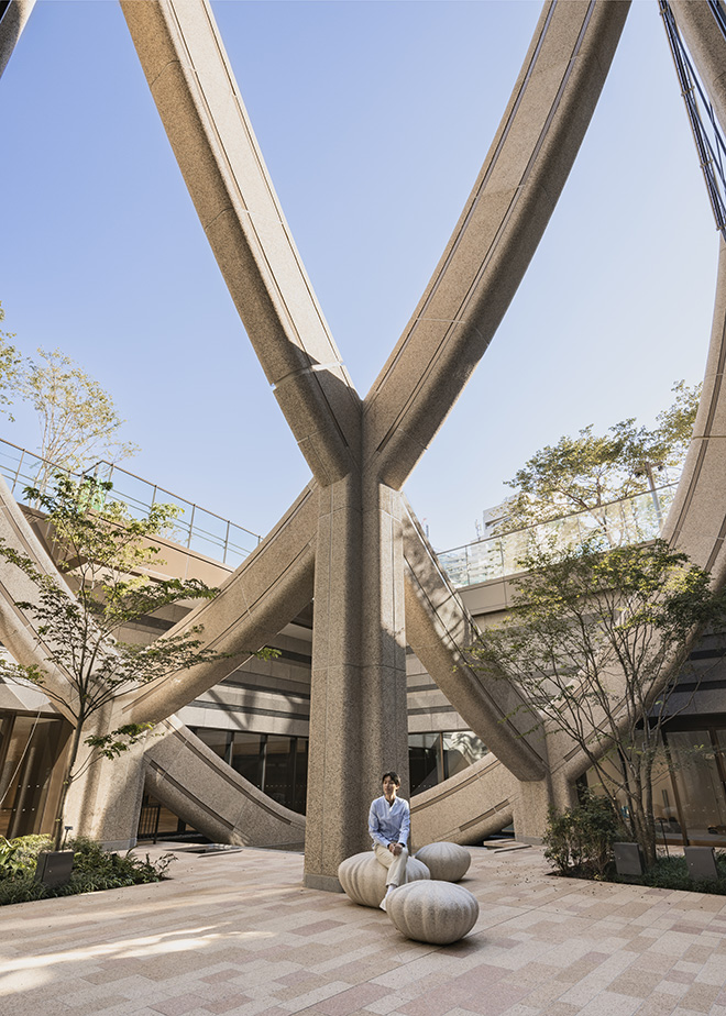 Heatherwick Studio - Azabudai Hills, Cloud Canopy, Tokyo. Photo credit: Raquel Diniz