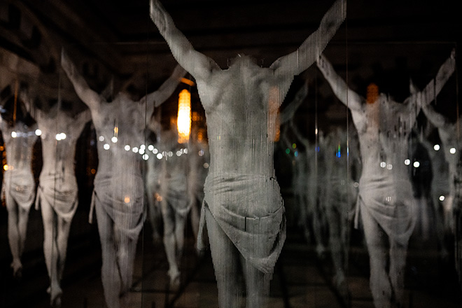 Gonzalo Borondo - Non Plus Ultra, installazione Chiesa della Spina, Pisa