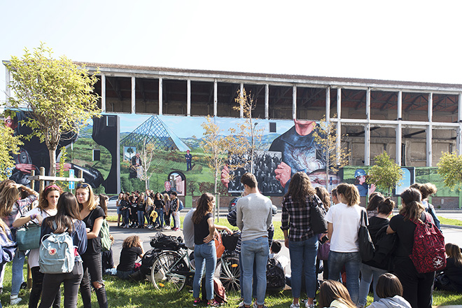 Gaia - Saint Gobain, murale, Pisa