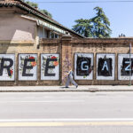 “FREE GAZA” – Bologna, CHEAP e la bellezza di un anonimo “ipergesto” estemporaneo