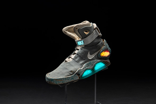 Collezione Ritorno al Futuro 2. Nike del futuro di Marty McFly Collezione Ritorno al Futuro 2. Nike del futuro di Marty McFly