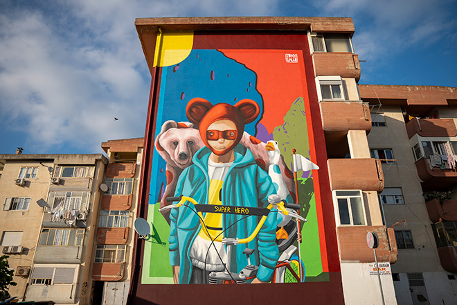 Tony Gallo - Murale per KRIU - KRotone Identità Urbane, Crotone, 2025 Tony Gallo - Murale per KRIU - KRotone Identità Urbane, Crotone, 2025
