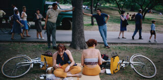©Joel Meyerowitz - Central Park, New York City, 1966 Joel Meyerowitz. A Sense of Wonder. Fotografie 1962 2022