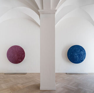Arcangelo Sassolino, Present Tense, vedute della mostra, Galleria Continua, San Gimignano. Courtesy dell’artista e di GALLERIA CONTINUA. Fotografa: Ela Bialkowska, OKNO Studio. Arcangelo Sassolino – “Present Tense”