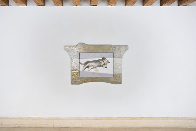 Thomas Braida, Cane, 2024, oil on canvas, wooden frame and resin, 86x139 cm. Courtesy of the artist and Monitor. Ph: Clelia Cadamuro Thomas Braida, Cane, 2024, oil on canvas, wooden frame and resin, 86x139 cm. Courtesy of the artist and Monitor. Ph: Clelia Cadamuro