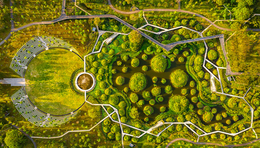 Turenscape - Benjakitti Forest Park, Bangkok: l’integrazione della natura nel contesto urbano Turenscape - Benjakitti Forest Park, Bangkok: l’integrazione della natura nel contesto urbano