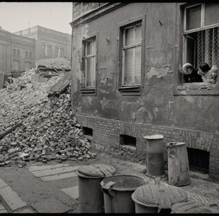 Henk Kosche – “Street Photography At The End Of The 80s”