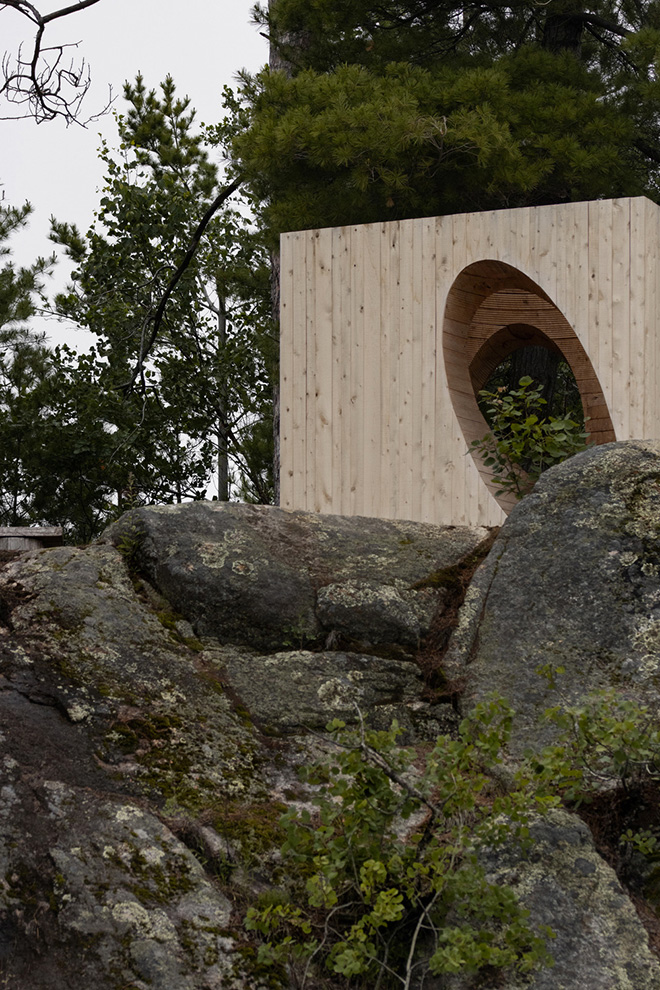 Luca Fortin + Atelier mock/up - Faire le vide, Poisson Blanc Regional Park. Photo credit: Maryse Béland