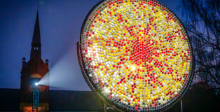 Soleil Nuit, Copenhagen Light Festival 2025. Photo Credit: COPENHAGEN LIGHT FESTIVAL, Christoffer Askman/vnr.TV.