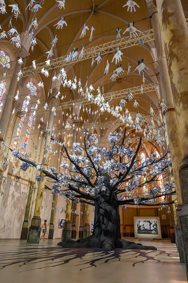 JR - Adventice, installation view, Carré Sainte-Anne, Montpellier. Photo credit: © Christophe RUIZ/Montpellier3m JR - Adventice, installation view, Carré Sainte-Anne, Montpellier. Photo credit: © Christophe RUIZ/Montpellier3m