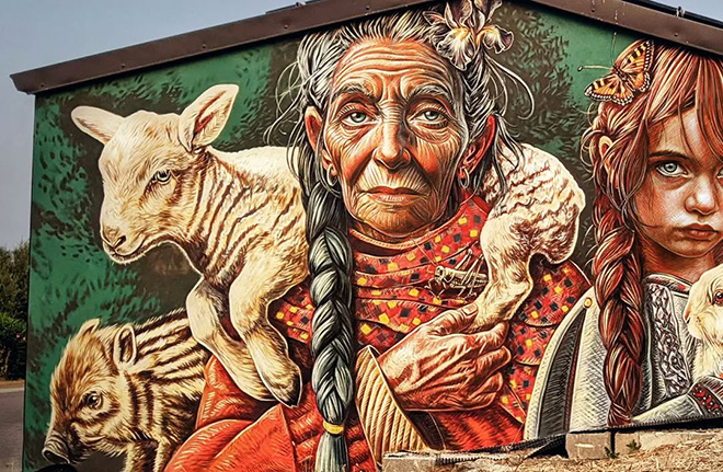 Vera Bugatti - L’altra metà dei pascoli, murale a Siris (OR), Bidda Festival. Photo credit: Enrico Marras Vera Bugatti - L’altra metà dei pascoli, murale a Siris (OR), Bidda Festival. Photo credit: Enrico Marras