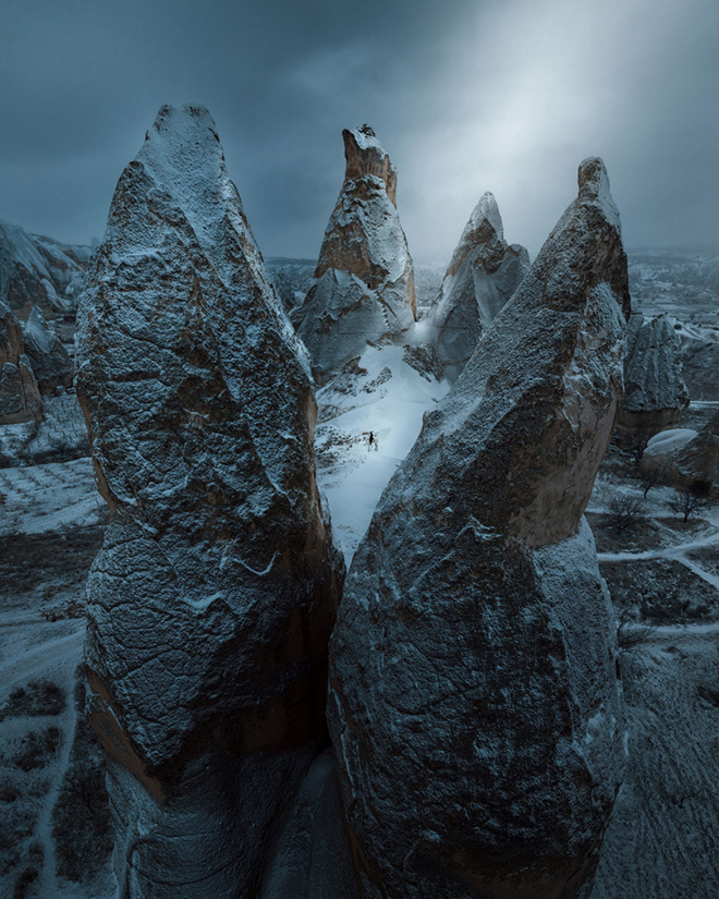 ©Dennis Schmelz - The Lone Horseman. Location: Cappadocia (Turkey), Drone Photo Awards 2025