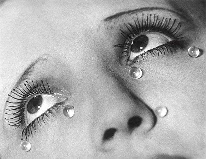 MAN RAY. Forme di luce