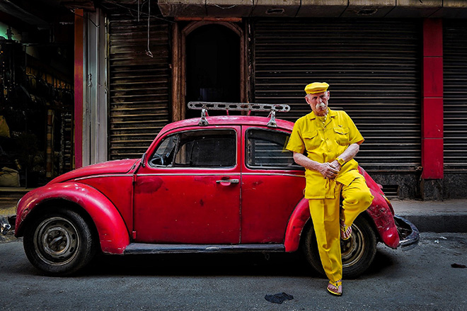 ©Laurin Strele - The Yellow Man of Aleppo from thes series Colors of Resilience. Second place AAP Magazine #51: Colors. Courtesy: All About Photo