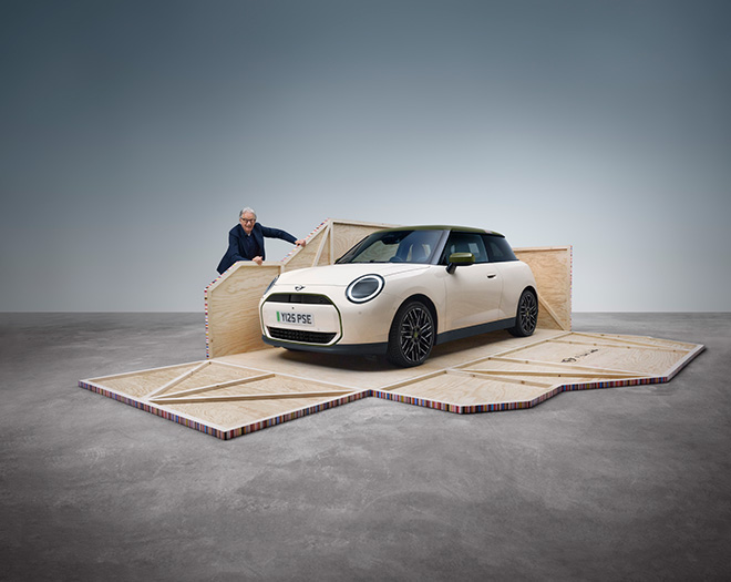 The MINI Paul Smith Edition: British with a twist