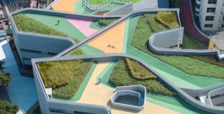 Studio Link-Arc - Cuizhu Foreign Language School. Rooftop aerial view. Photo credit: Tian Fangfang