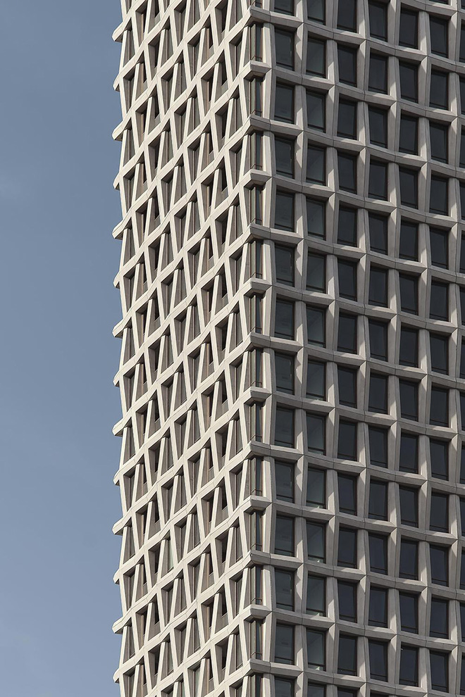 Chevalier Morales - 900 Saint-Jacques, Montreal. Photo credit: Maxime Brouillet Chevalier Morales - 900 Saint-Jacques, Montreal. Photo credit: Maxime Brouillet