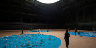 clinamen (v.11) 2026, Exhibition view at Park Avenue Armory © Céleste Boursier- Mougenot/ADAGP | Photo: Nicholas Knight