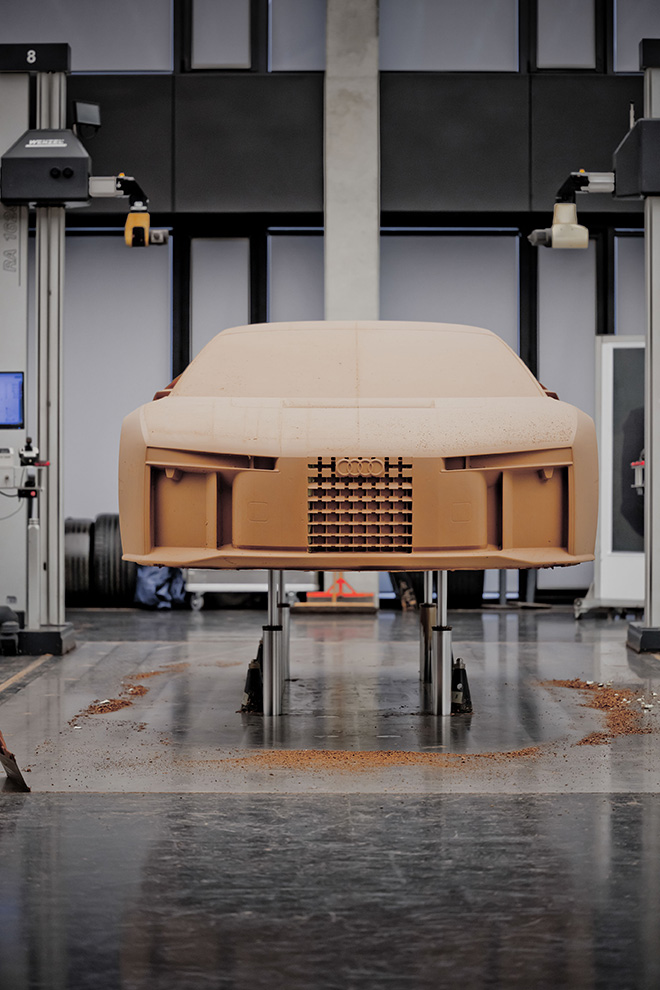The Audi Nuvolari in 405 days. The clay model is scanned and digitally refined on the computer. Designers, aerodynamicists, and engineers work closely together throughout the process.