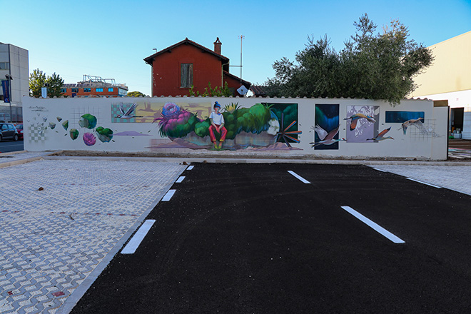 Macchine Volanti, 2026, opera collettiva di Ale Senso, Alessandra Carloni, Awer, Hitnes, Mr. Thoms, Mr.Wany, Paolo Psiko, Refreshink, Prologis PARKlife di Roma Tor Cervara. Foto: Domenico Richichi / Eis.ma.nn. Macchine Volanti, 2026, opera collettiva di Ale Senso, Alessandra Carloni, Awer, Hitnes, Mr. Thoms, Mr.Wany, Paolo Psiko, Refreshink, Prologis PARKlife di Roma Tor Cervara. Foto: Domenico Richichi / Eis.ma.nn.