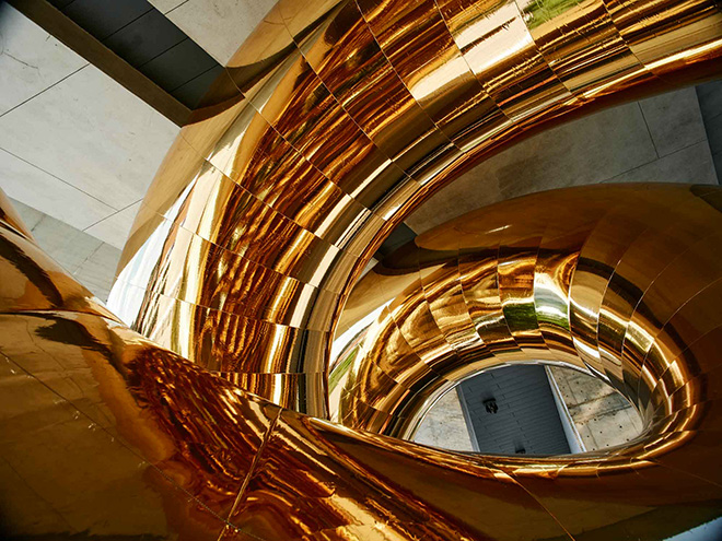Plastique Fantastique - auruBOROS: Urban Memory and Collective Dream, High Line, New York. Photo credit: ⒸSwan Park Plastique Fantastique - auruBOROS: Urban Memory and Collective Dream, High Line, New York. Photo credit: ⒸSwan Park