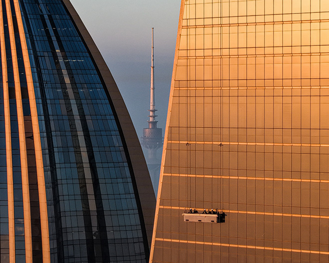 ©Abdullah Abdulaziz - In the presence of giants, Kuwait City (Kuwait). Highly Commended, Drone Photo Awards 2026