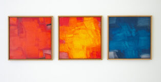 Veduta della mostra Claudio Verna. La luce è un luogo presso Villa delle Rose, Bologna MAMbo - Museo d'Arte Moderna di Bologna| Settore Musei Civici | Comune di Bologna. Courtesy LABS Contemporary Art