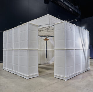 Luciano Fabro – “Abitare lo spazio”