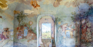 ©Nicola Bertellotti - Cieli di Toscana, 240x240 cm.